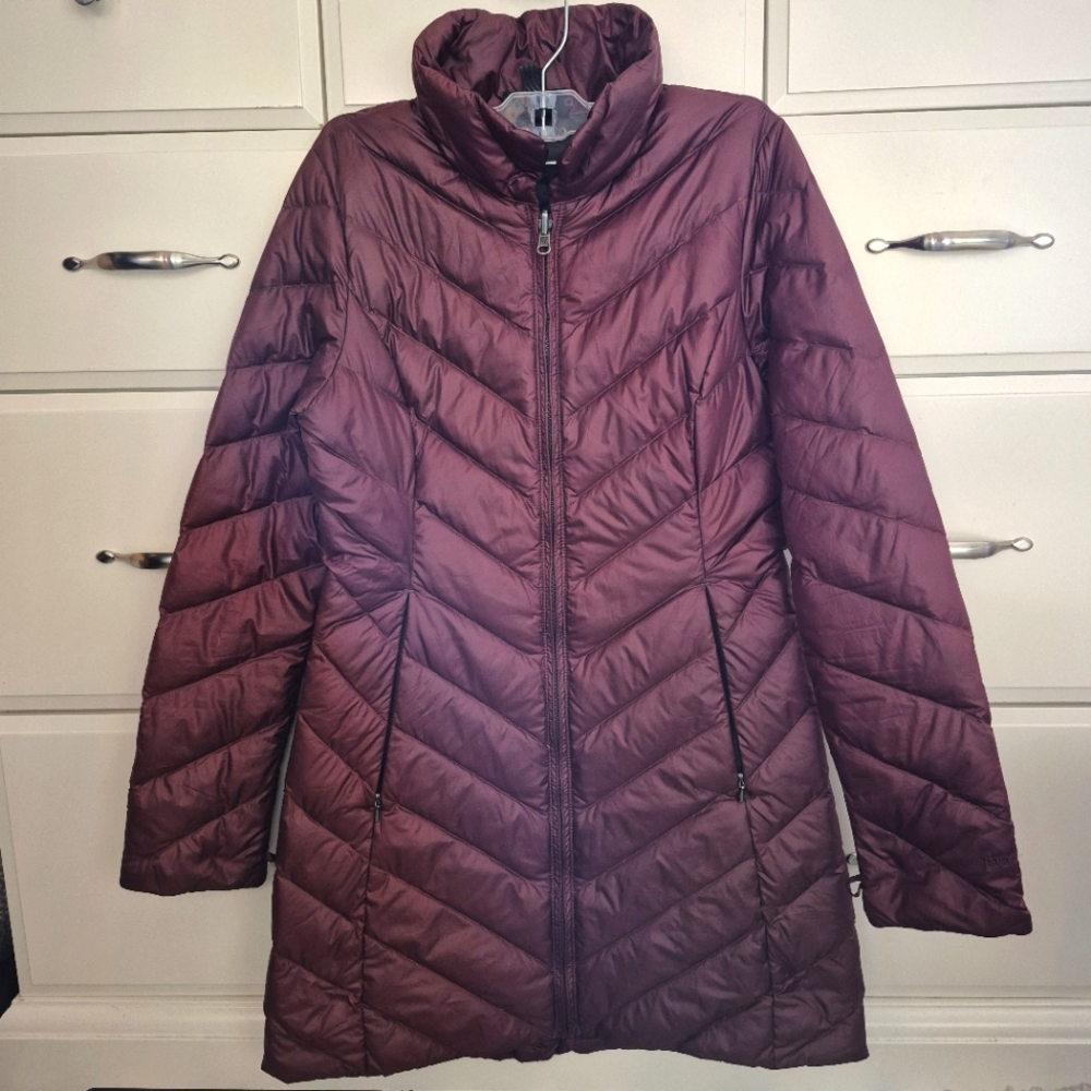 Women's Patagonia Quilted Down Puffer Full Zip Burgundy Jacket Coat Size XS